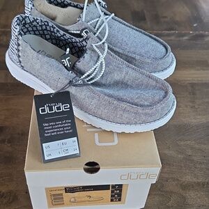 Hey Dude Size 7 Women's Slip-On Sneakers In Chambray Onyx